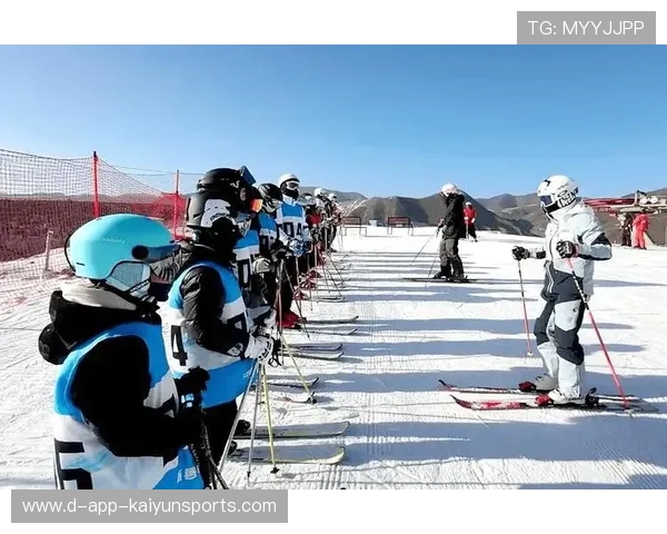 冰雪运动联盟加强跨区域冬训交流与资源共享,冰雪运动训练基地 冰雪运动联盟加强跨区域冬训交流与资源共享,冰雪运动训练基地